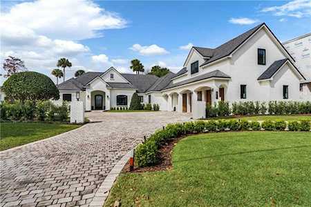 671 Dommerich Drive Maitland, FL 32751