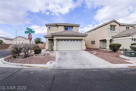 3833 Winter Whitetail St Las Vegas, NV 89122