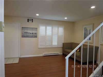 11219 Hood Way Stanton, CA 90680