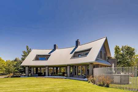 10 Cherry Lane Dr Englewood, CO 80113