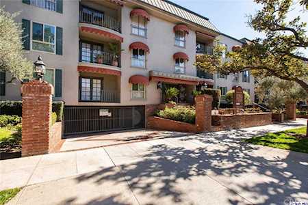 330 S Mentor Avenue #211 Pasadena, CA 91106