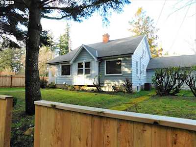 7321 SE Ellis St Portland, OR 97206