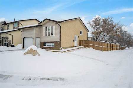 100 GLADSTONE Street Fort Mcmurray, AB T9K 1R2