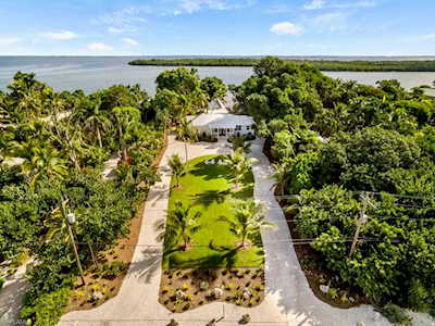 15843 Captiva Dr Captiva, FL 33924