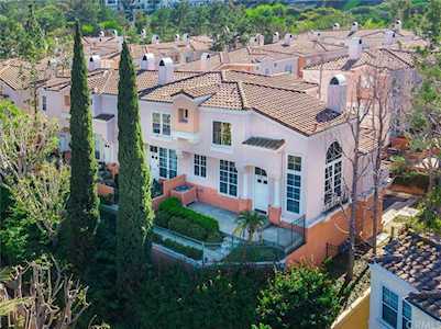 1000 S Volterra Way Anaheim Hills, CA 92808
