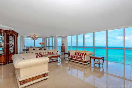 16425 Collins Ave #2016 Sunny Isles Beach, FL 33160