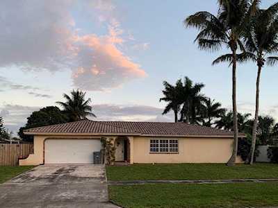 22138 E Soliel Cr Circle Boca Raton, FL 33433