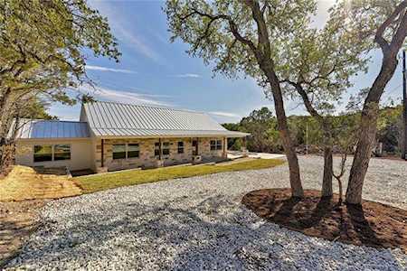 500 Deer Creek Cir Dripping Springs, TX 78620