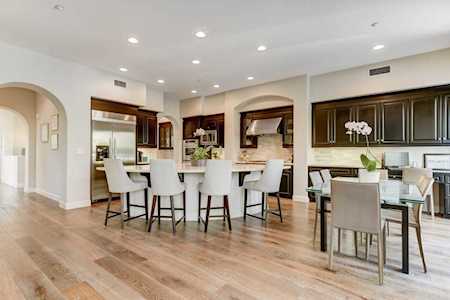 1460 Ravean Ct Encinitas, CA 92024