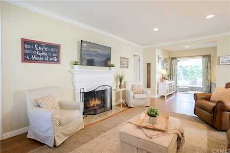 3659 Fanwood Avenue Long Beach, CA 90808