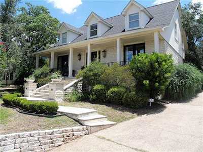1203 Quaker Ridge Dr Austin, TX 78746