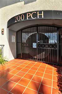 200 Pacific Coast Highway #122 Huntington Beach, CA 92648