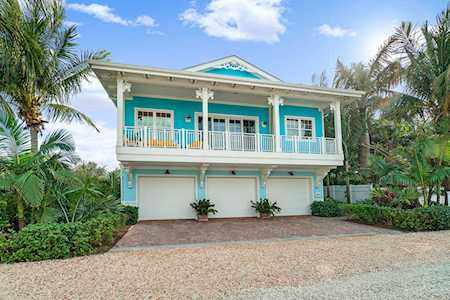 550 Saturn Lane Juno Beach, FL 33408