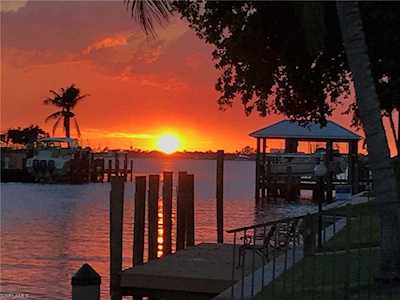 832 N Town And River Dr Fort Myers, FL 33919