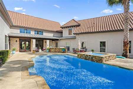 3 Dashwood Ct The Hills, TX 78738