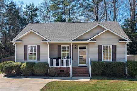 2300 Nuthatch Dr Rock Hill, SC 29732