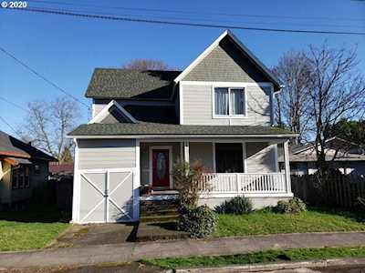 1917 Harney St Vancouver, WA 98660