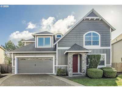 14782 SW Burgundy Ct Tigard, OR 97224