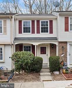 8475 Sugar Creek Ln Springfield, VA 22153