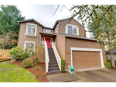 5269 NW Pender Pl Portland, OR 97229