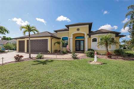 9326 Rosebud Circle Port Charlotte, FL 33981