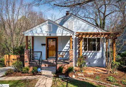 108 Hawthorne Ln Greenville, SC 29605