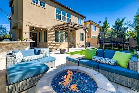 10 Honeysuckle Lake Forest, CA 92630