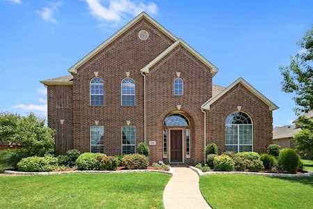 1122 Burnett Court Garland, TX 75044