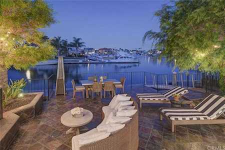 3901 Aruba Circle Huntington Beach, CA 92649