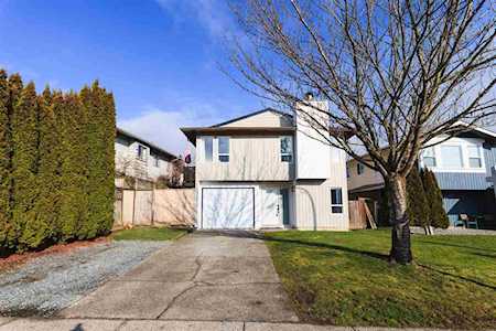 2229 Willoughby Way Langley, BC V2Y 1B8