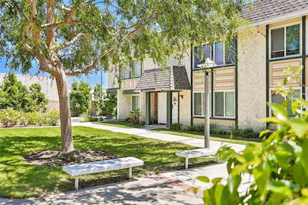 11873 Jade Court Fountain Valley, CA 92708