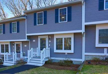 4 Benjamin Landing Ln #4 Franklin, MA 02038