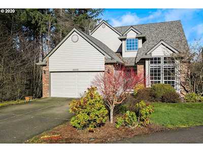 16525 NW Paddington Dr Beaverton, OR 97006
