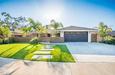 25462 Via Estudio Laguna Niguel, CA 92677