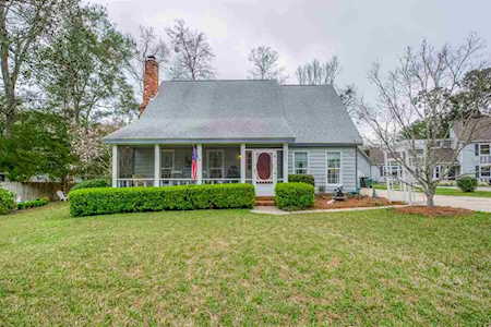 2512 Debden Court Tallahassee, FL 32309