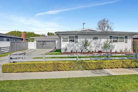1618 Mariners Drive Newport Beach, CA 92660