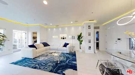 851 N San Vicente #309 West Hollywood, CA 90069