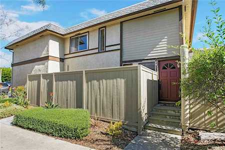 26334 Via Roble #18 Mission Viejo, CA 92691