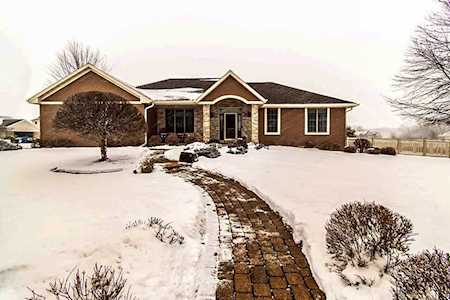4138 Huntinghorne Dr Janesville, WI 53546