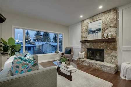 119 Silver Valley Rise NW Calgary, AB T3B 4W9