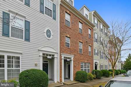 174 Chevy Chase St Gaithersburg, MD 20878