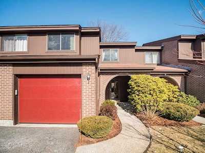 33 Country Club Rd. #33 Peabody, MA 01960