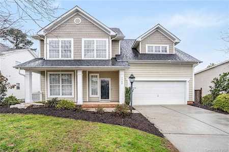 5702 Chalyce Ln Charlotte, NC 28270