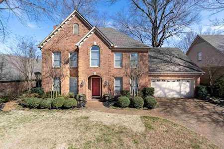1752 Meadow River Cv Memphis, TN 38016