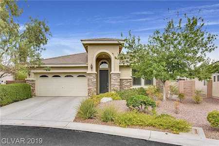 7818 Sundial Peak St Las Vegas, NV 89166