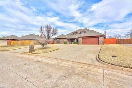 6828 N Waterwood Way Warr Acres, OK 73132