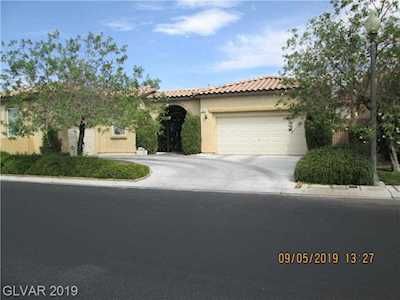 7946 Carson Creek St Las Vegas, NV 89113