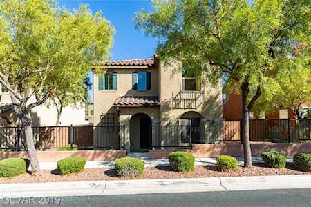 7435 Kingston Cove St Las Vegas, NV 89166
