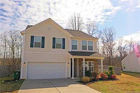 7423 Edgefield Ct Matthews, NC 28104