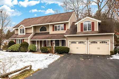 37 Thomas Drive Reading, MA 01867